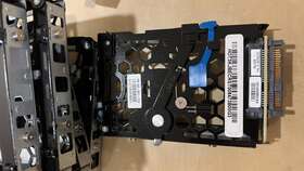 105-001-712 Emc Lot Of 4 Xtremio 2.5ftft Hard Drive Tray 3vjber0000