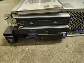 00rr129 Ibm Power System 2u For Parts Or Repair